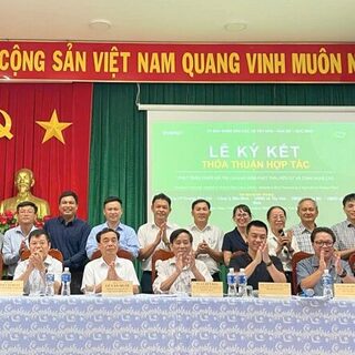 <a href="/tin-tuc-su-kien/kinh-te-khcn" title="Kinh tế – KHCN" rel="dofollow">Kinh tế - Chính trị</a>